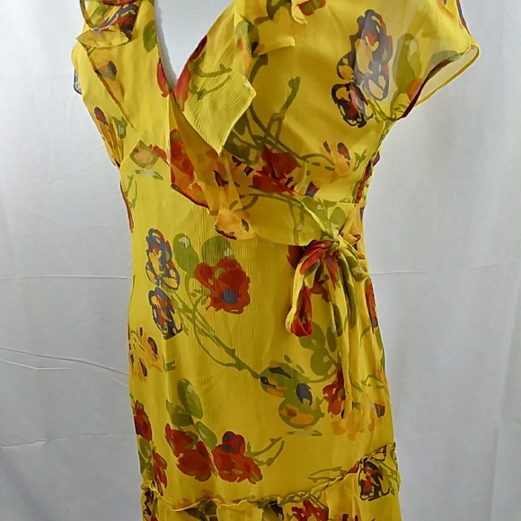 Sundance Silk. Wrap Dress Size 8. - Picture 2 of 7